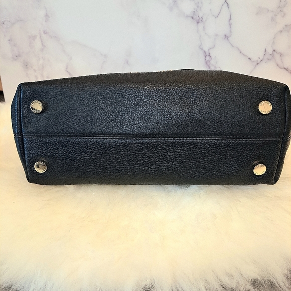 Michael Kors Jet Set Pebbled Leather Shoulder Bag - Picture 10 of 13